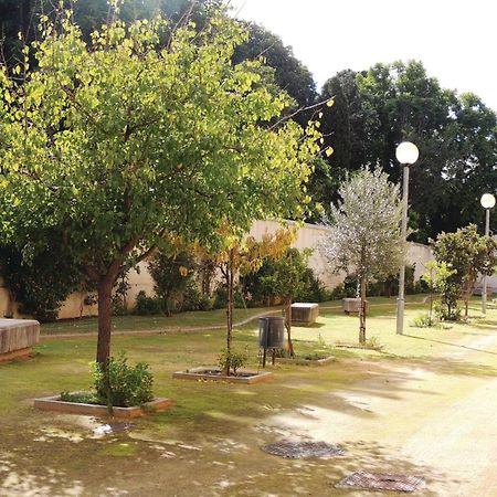 3 Bedroom Nice Apartment In Jerez De La Frontera Exterior photo